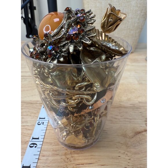 Gold Tone Wearable Jewelry Lot Mixed Styles & Pieces Includes Rhinestone Brooch - Picture 6 of 12